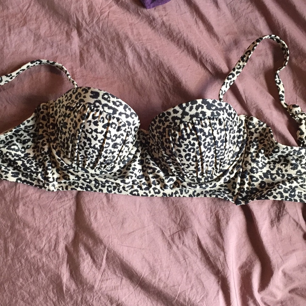 Bikini top